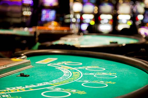 Online Gambling In Kuwait Beyond Spending Records