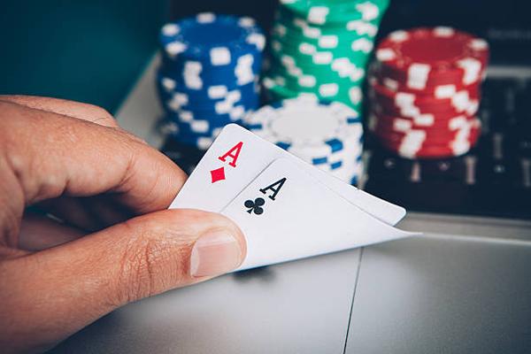 Learn About Blackjack Variants Offered Through ネットカジノ Gaming